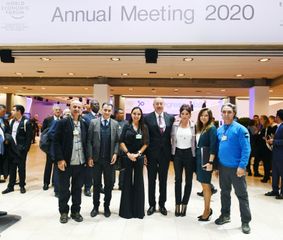 Prezident İlham Əliyev Davos Dünya İqtisadi Forumunun “Strateji baxış: Avrasiya” mövzusunda panel iclasında iştirak edib