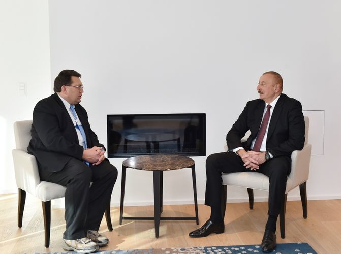 Azerbaijani President and  mayor of Montrés, Switzerland meet in Davos
