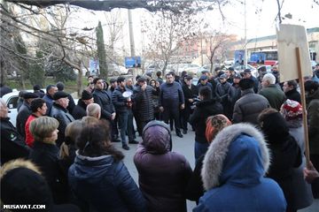  ®Rauf Arifoğlu Zeytun küçəsinin sakinləri ilə görüş keçirib