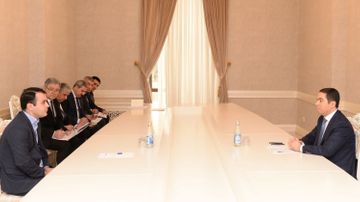Nəqliyyat, Rabitə və Yüksək Texnologiyalar Nazirliyinin rəhbərliyi növbəti vətəndaş qəbulları keçirib - FOTO