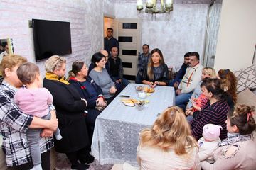 ®Könül Nurullayeva seçicilərlə görüşüb - VİDEO