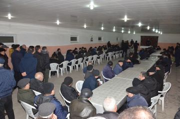 ®İqbal Ağazadə Mehmandarov küçəsində seçicilərlə görüşüb - FOTO