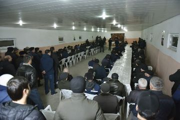 ®İqbal Ağazadə Mehmandarov küçəsində seçicilərlə görüşüb - FOTO