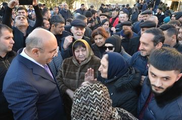 ®İqbal Ağazadənin Naximov sakinləri ilə görüşündə yenə izdiham yaşanıb - FOTO