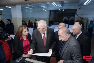 Növbədənkənar parlament seçkiləri ilə əlaqədar seçki bülletenlərinin çapına başlanılıb