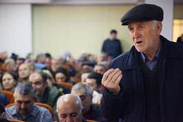 ® Parlament seçkilərində ilk dəfə iştirak edəcək Könül Nurullayeva seçki kampaniyasını aktiv şəkildə davam etdirir
