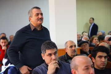 ® Parlament seçkilərində ilk dəfə iştirak edəcək Könül Nurullayeva seçki kampaniyasını aktiv şəkildə davam etdirir
