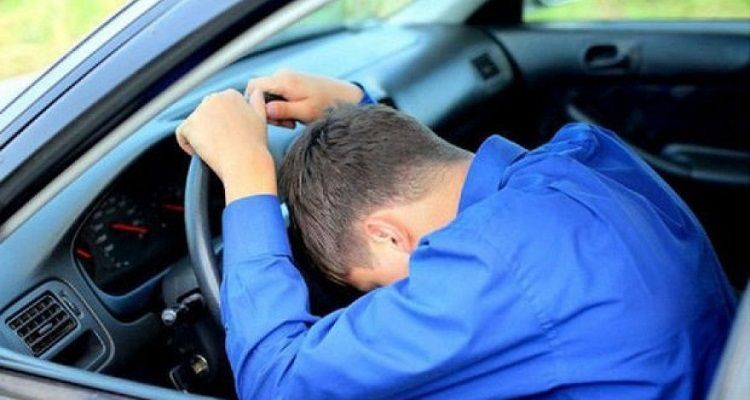 В Баку водитель скончался за рулем