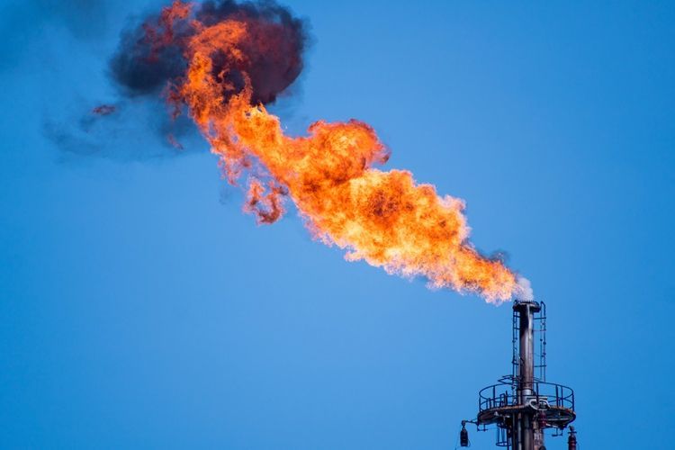 SOCAR сведет к минимуму объем сжигаемого на факелах попутного газа