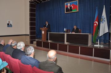 ® Siyavuş Novruzov Şahbuz şəhər ictimaiyyətinin nümayəndələri ilə görüşüb