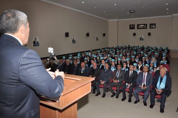 ® Siyavuş Novruzov Şahbuz şəhər ictimaiyyətinin nümayəndələri ilə görüşüb