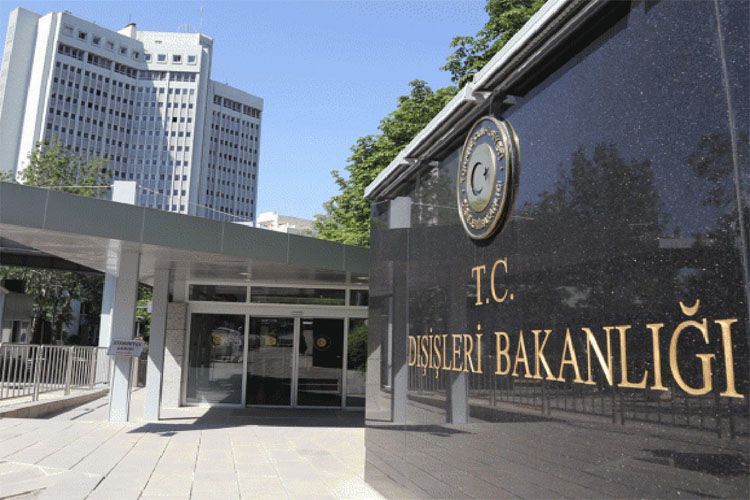 Türkiyə XİN Fransa Prezidenti Emmanuel Makronun Ankaranın ünvanına səsləndirdiyi ittihamlara cavab verib