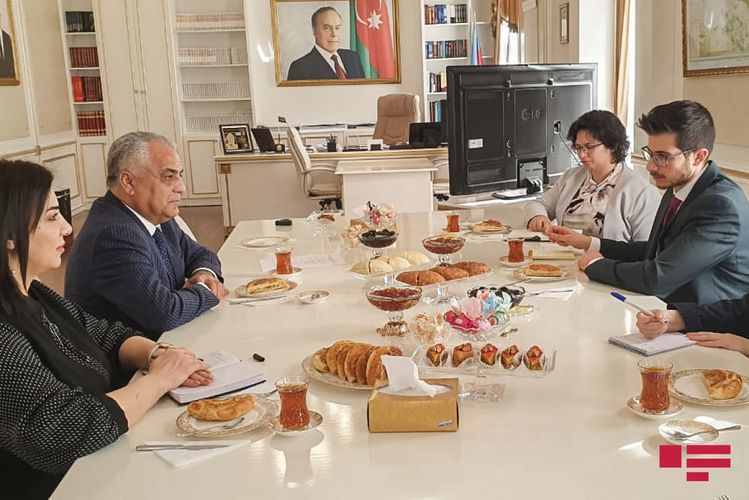 İsrail səfiri Quba Soyqırımı Memorial Kompleksini ziyarət edib