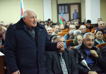 ® Könül Nurullayeva Qarabağ müharibəsi əlilləri, veteranları, şəhid ailələri  və Çernobıl əlilləri ilə görüşlər keçirib