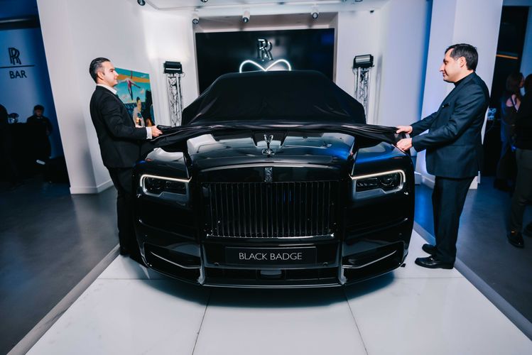 Bakıda "Rolls-Royce Cullinan Black Badge" avtomobili təqdim olunub - FOTO