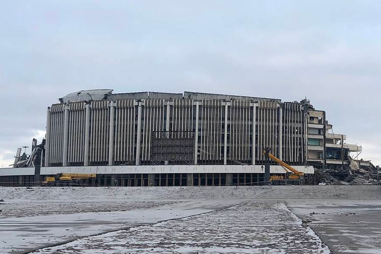 Sankt-Peterburqda idman arenasının damı çöküb, 1 nəfər ölüb