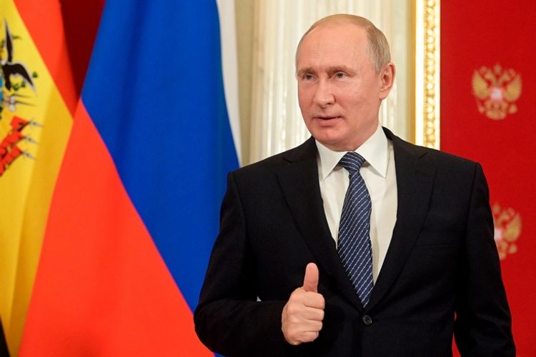 Putin vətəndaşlara konstitusiyaya düzəlişlərə səs verdikləri üçün təşəkkür edib