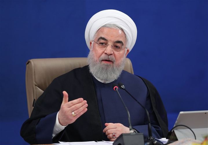 Iranian President: "No service in government offices for people without face mask"