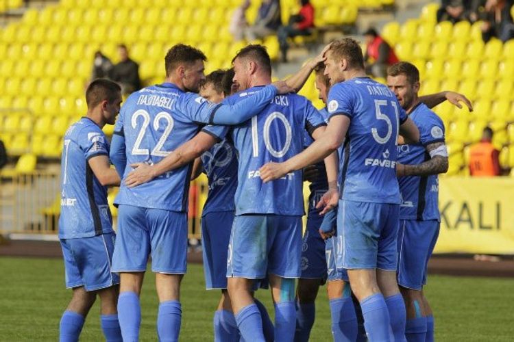 Belarus klubunun 11 futbolçusu koronavirusa yoluxub