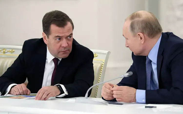 Дмитрий Медведев рассказал о своих отношениях с Путиным