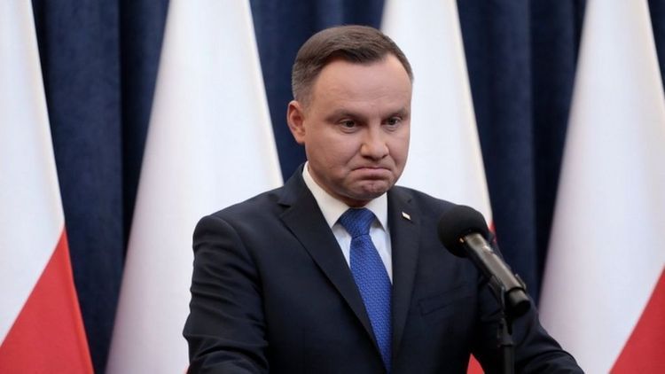 Экзитпол: Анджей Дуда переизбран президентом Польши
