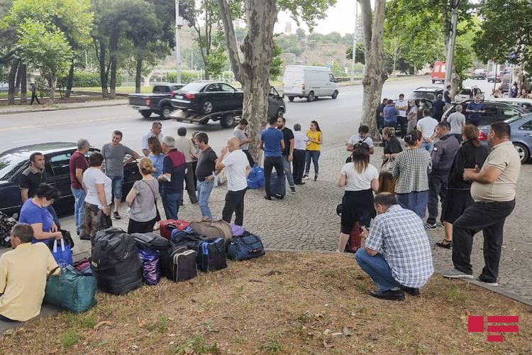 Evacuated Azerbaijani citizens sent from Tbilisi - UPDATED
