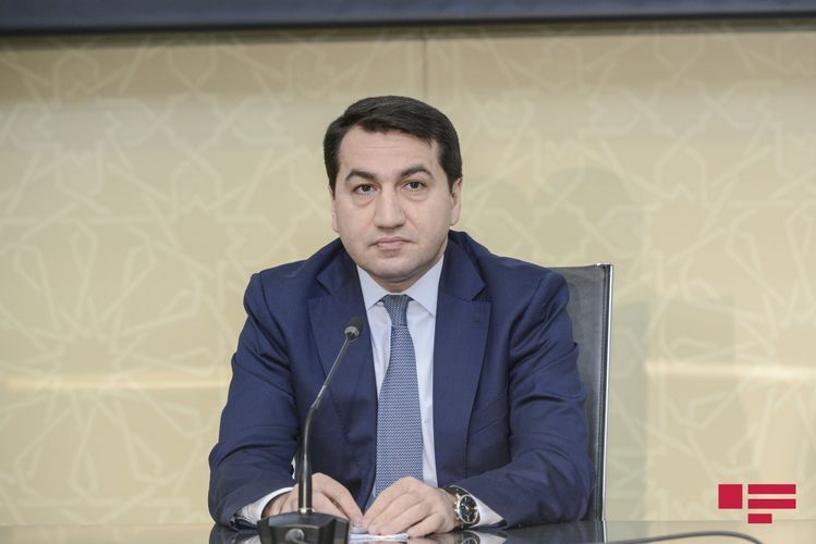 Помощник президента: Министр обороны Армении глубоко заблуждается, если воспринимает военные операции с призмы компьютерных игр