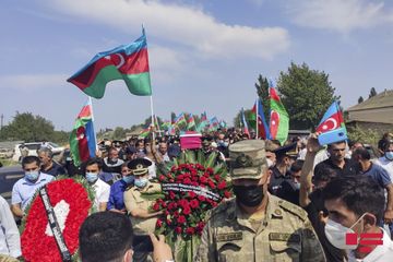 Azərbaycan Ordusunun şəhid olan zabiti dəfn olunub - YENİLƏNİB