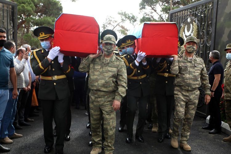 Farewell ceremony for martyred Azerbaijani officers held 