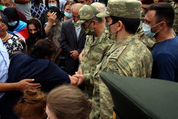 MN: Şəhid zabitlərimizlə vida mərasimi keçirilib