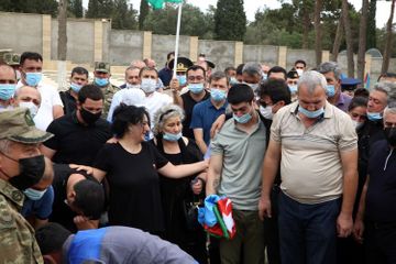 МО: Состоялась церемония прощания с шехидами-офицерами