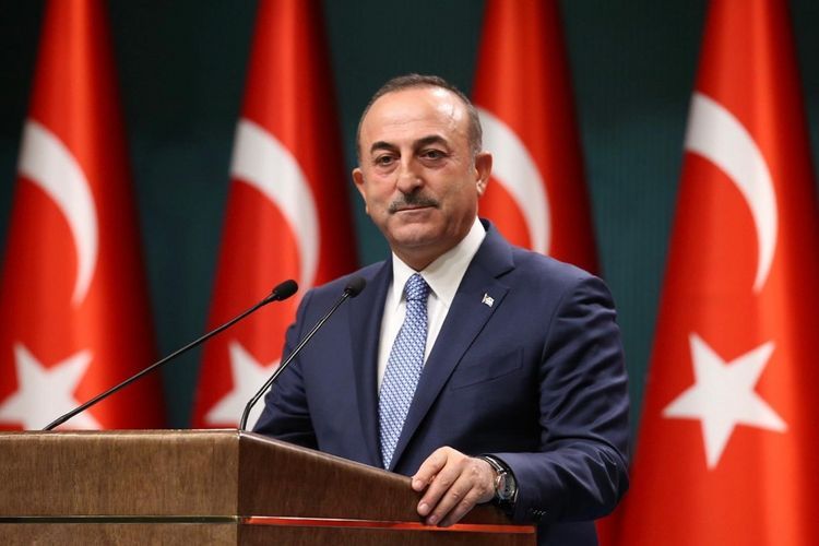 Глава МИД Турции поздравил Джейхуна Байрамова