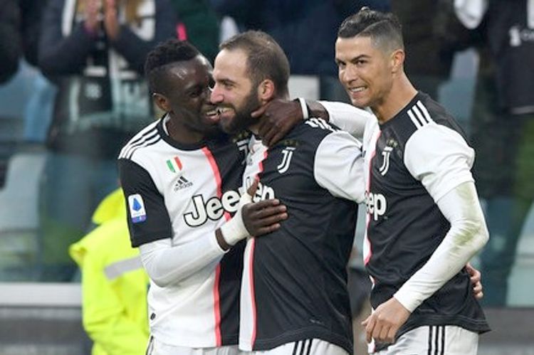 "Yuventus" 5 futbolçusunu transferə çıxaracaq