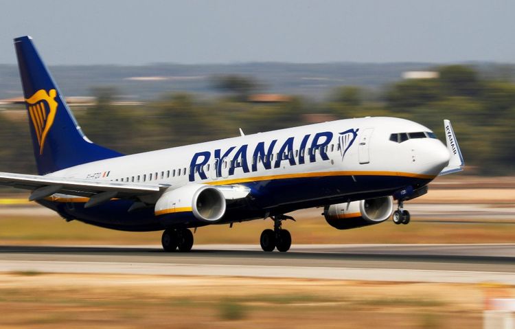 Самолет Ryanair приземлился в аэропорту Осло после сообщения о бомбе