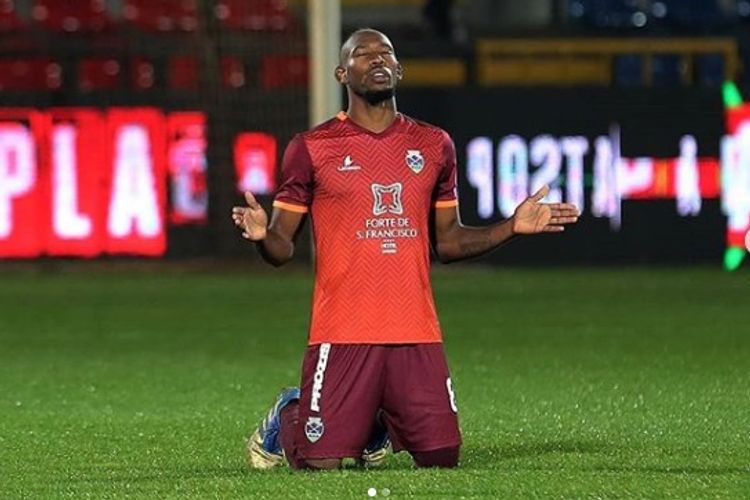 “Qarabağ”ın yeni transferi Bakıya gəlib