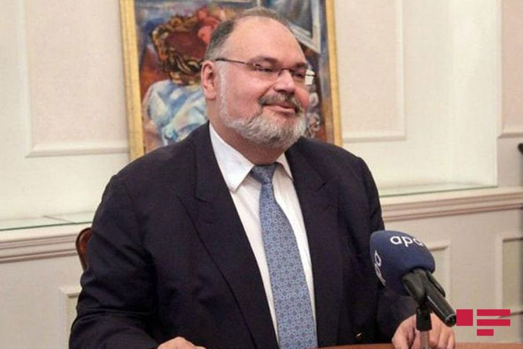 Səfir Londonda erməni təxribatı ilə üzləşən azərbaycanlılara vətənpərvərliklərinə görə təşəkkür edib