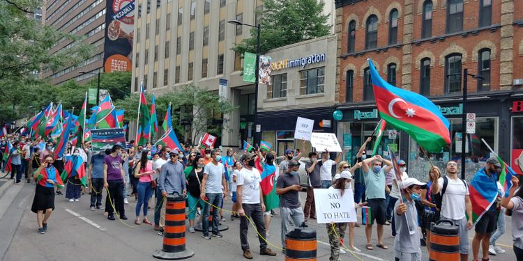 Kanadada yaşayan azərbaycanlılar ordumuza dəstək aksiyası təşkil edib - FOTO