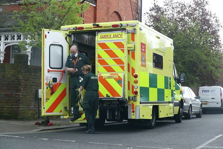 Britaniyada bir gündə 726 nəfərdə koronavirus aşkar olunub