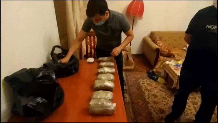 Предотвращены ввоз и реализация в Баку крупной партии наркотиков - ВИДЕО