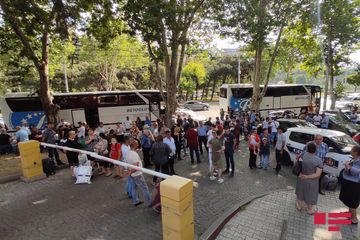 Gürcüstandan Azərbaycan vətəndaşlarının təxliyəsi başa çatdırılıb - FOTO - YENİLƏNİB