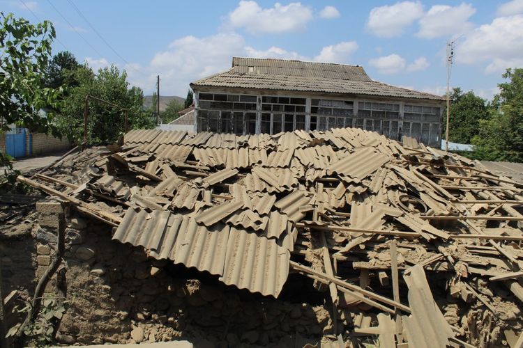 Проводиться оценка ущерба, нанесенного селам и гражданскому населению Товузского района в результате обстрела ВС Армении - ФОТО