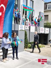 “Daş yağırdı, ancaq bir Azərbaycan bayrağı da yerə atılmadı” - Belçikada erməni vəhşiliyi - FOTO
