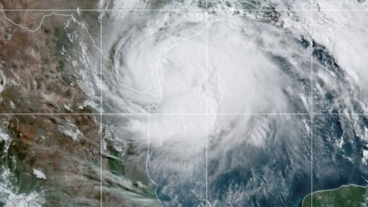 Hurricane Hanna batters southern Texas