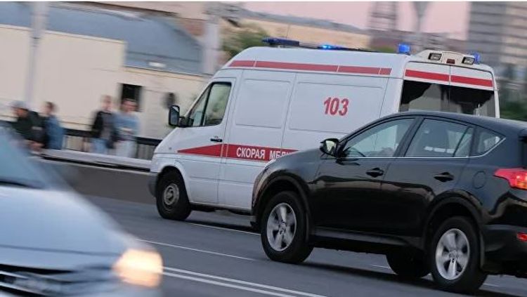 В России при падении автомобиля в канал умерли пять человек