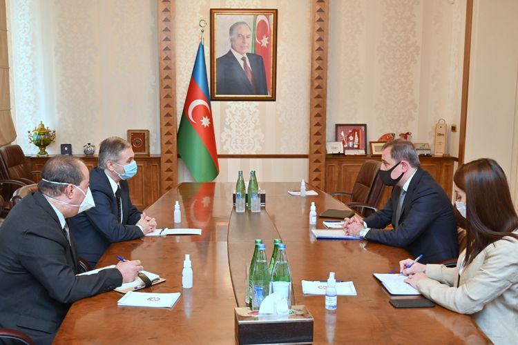 Jeyhun Bayramov meets with Palestinian Ambassador to Azerbaijan