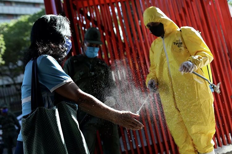 Braziliyada son sutkada 23 284 nəfərdə koronavirus aşkarlanıb