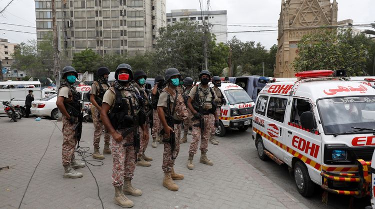 Pakistanda atışmada 5 polis əməkdaşı öldürülüb