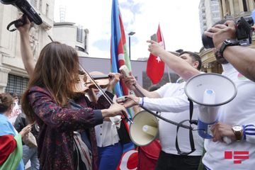 Azərbaycanlılar erməni təcavüzünə qarşı Londonda aksiya keçiriblər - YENİLƏNİB - FOTOSESSİYA - VİDEO
