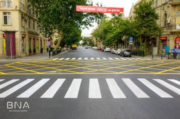 Yol kəsişmələrində "sarı kəsimə toru" nişanlanmasının təşkilinə yenidən başlanılıb