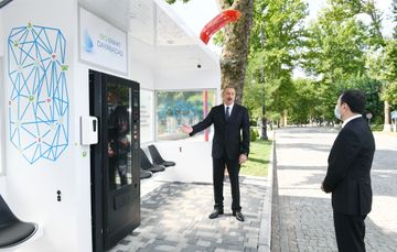 Prezident İlham Əliyev Heydər Əliyevin İsmayıllıdakı abidəsini ziyarət edib - YENİLƏNİB